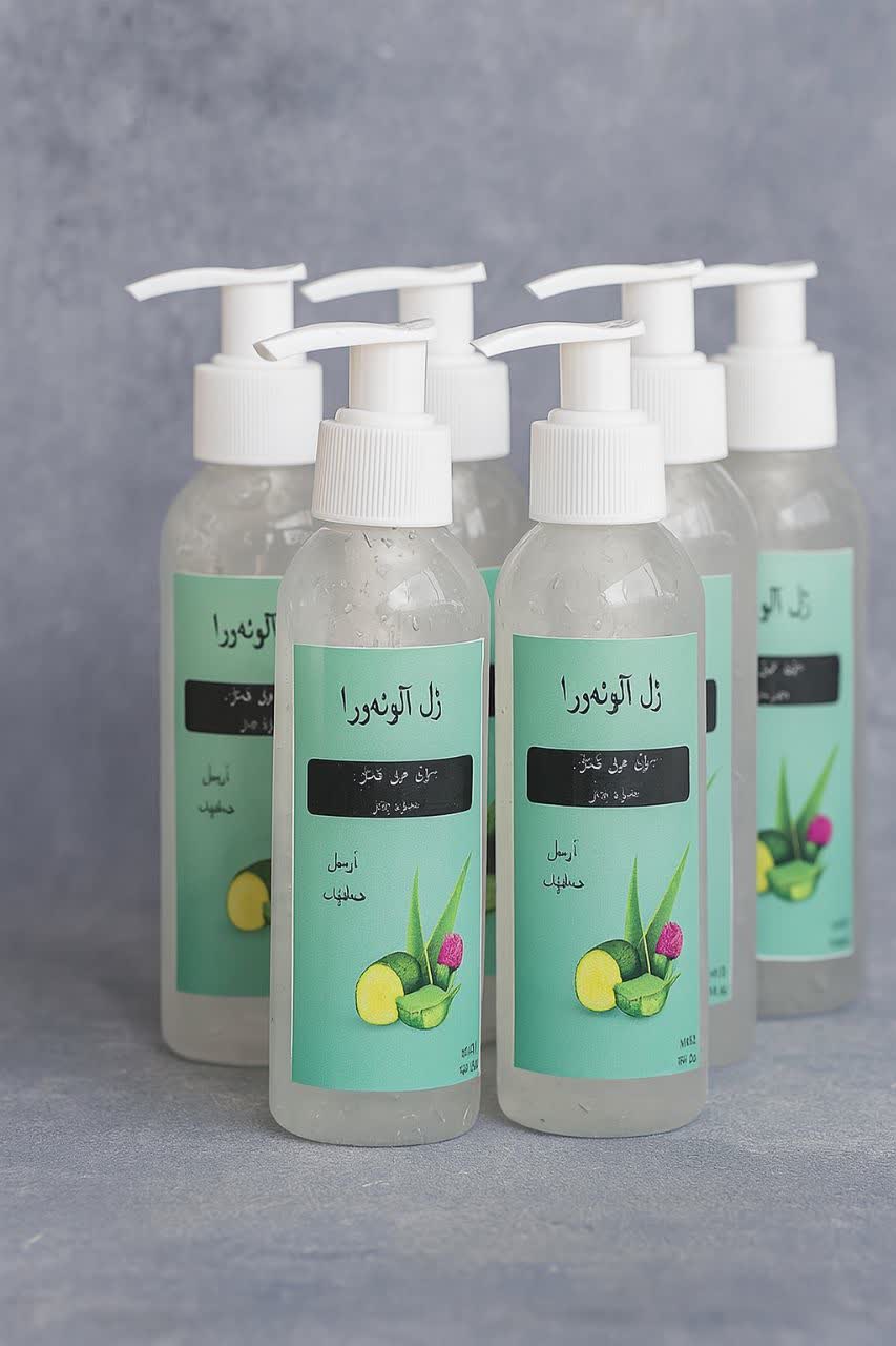 ژل آلوئه‌ورا طبیعی برای مرطوب و آرام‌بخش پوست صورت