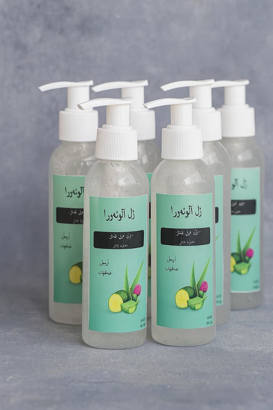 ژل آلوئهورا طبیعی برای مرطوب و آرامبخش پوست صورت