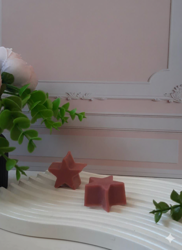 لوسیون آبرسان بدن سالویا با کره کاکائو و موم عسل